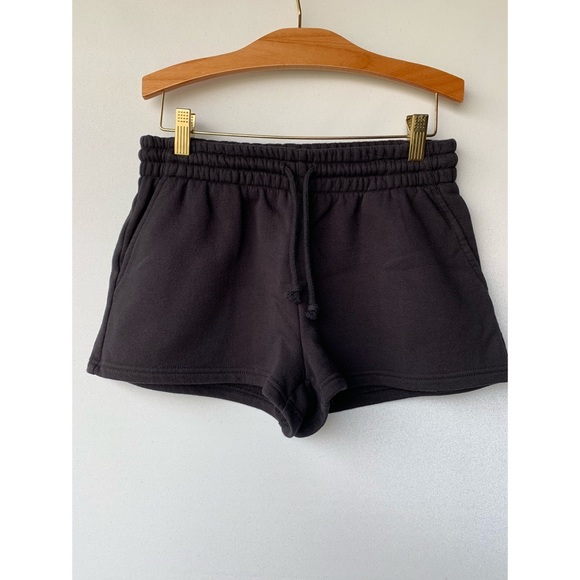 Small, Aritzia TNA, black cozy sweater shorts - Picture 3 of 13